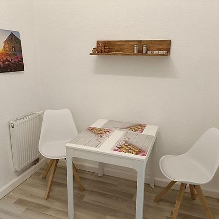 Apartment Luisa แอร์ฟวร์ท ภายนอก รูปภาพ