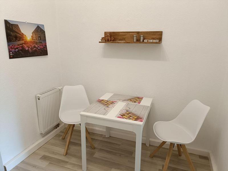 Apartment Luisa แอร์ฟวร์ท ภายนอก รูปภาพ